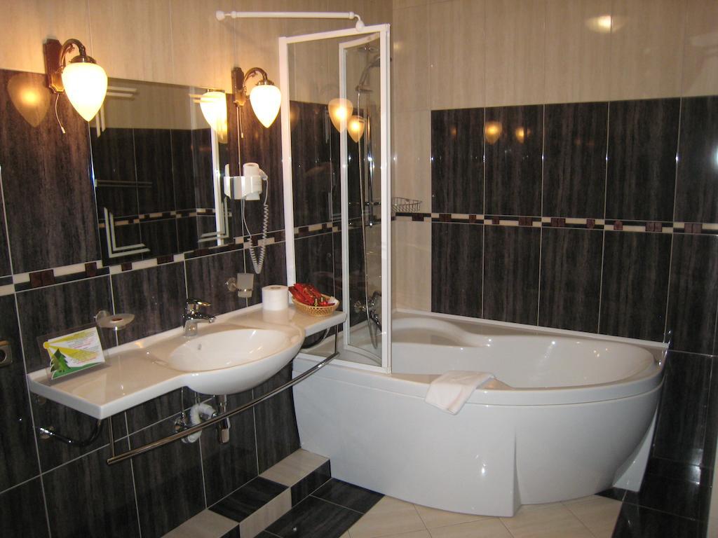 Atrium Hotel 이바노프란키우스크 객실 사진